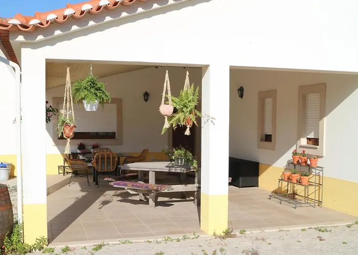 Da Bica Nocleg ze śniadaniem Lourinhã